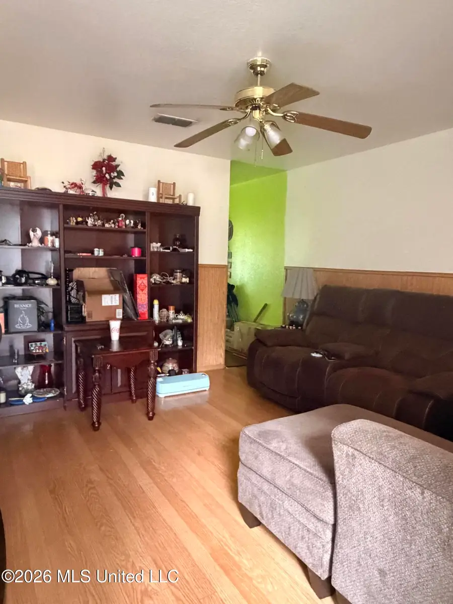 600 Earl Street, McComb, MS 39648 - #3