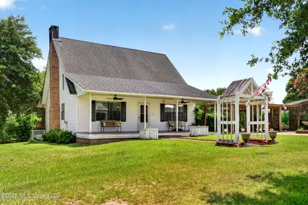 574 Slade Woodward Road, Poplarville, MS 39470