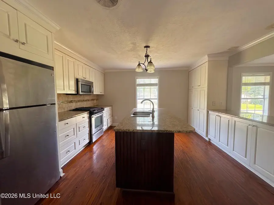 455 S Wheatley Street, Ridgeland, MS 39157 - #2