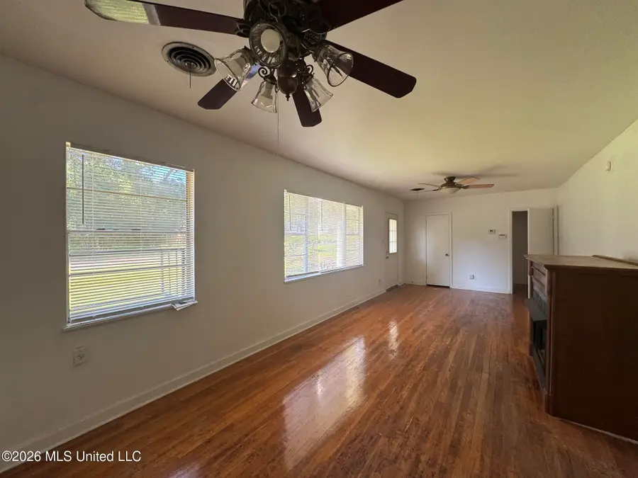 1044 Cooper Road, Jackson, MS 39212 - #3