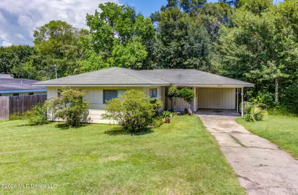 1622 Courthouse Road, Gulfport, MS 39507