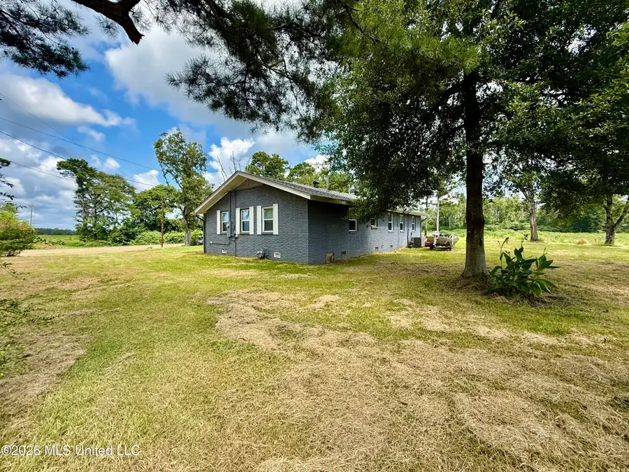 18592 Mississippi 35, Mize, MS 39116 - #3