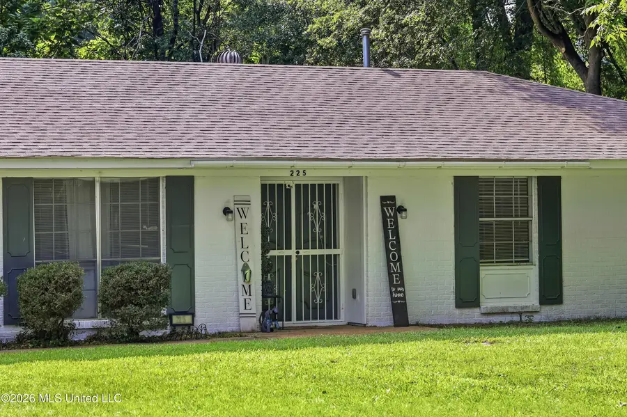 225 Rebecca Drive, Canton, MS 39046 - #3