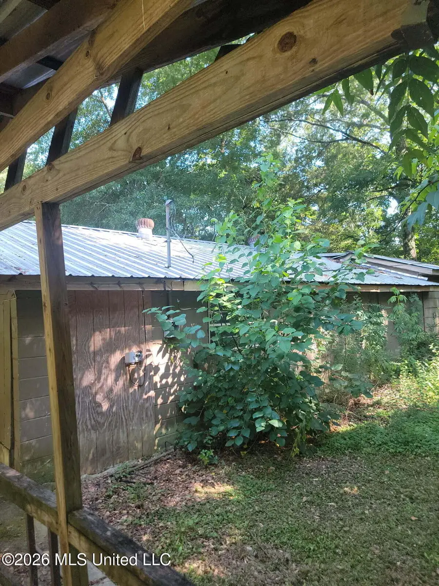 440 E Chickasaw Street, Brookhaven, MS 39601 - #3