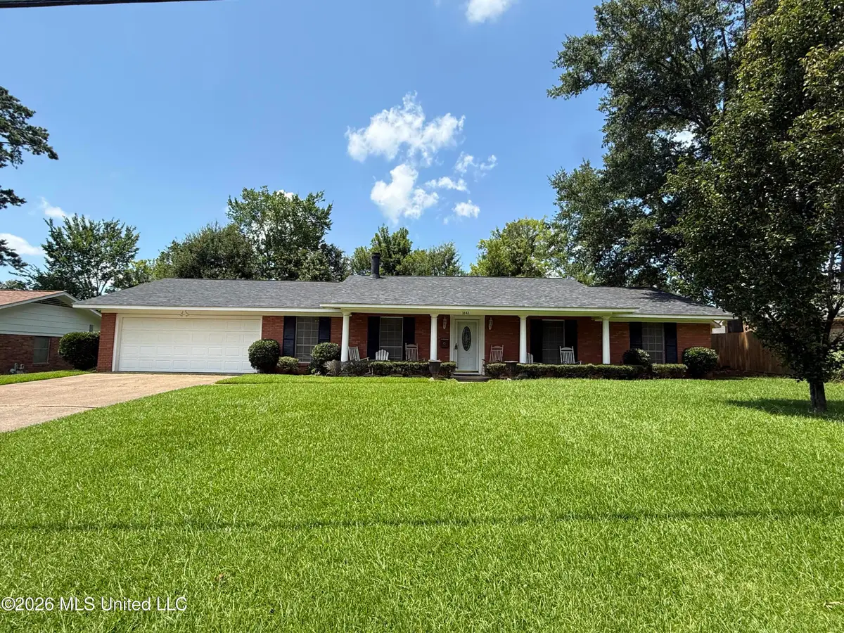 1842 Lake Trace Drive, Jackson, MS 39211 - #1