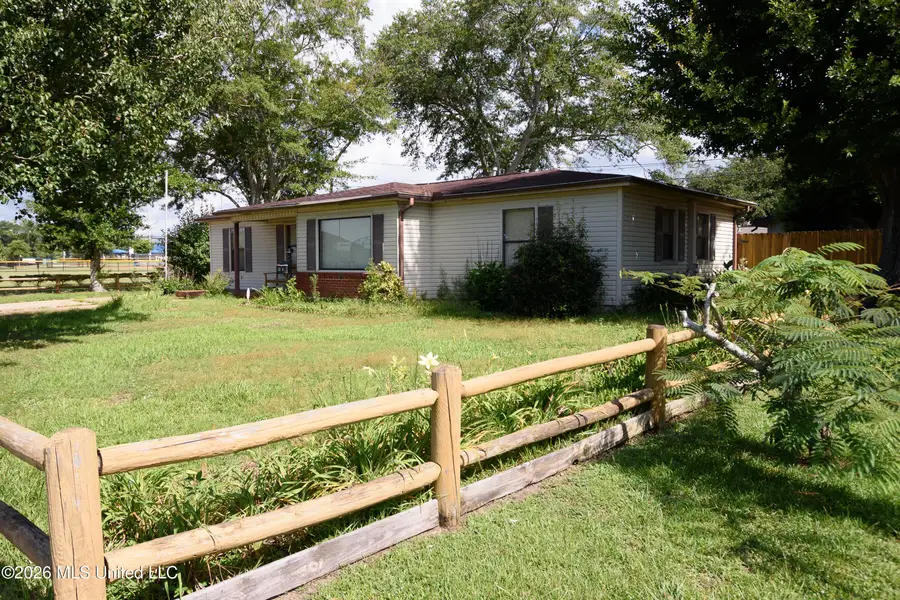 1911 Tucker Avenue, Pascagoula, MS 39567 - #2