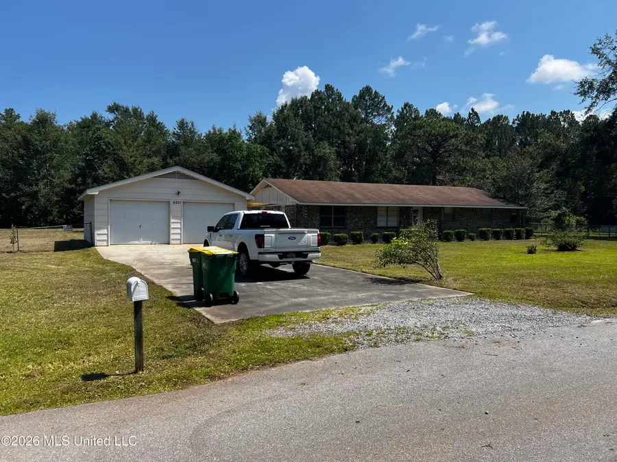 6301 Cleo Drive, Moss Point, MS 39562 - #3