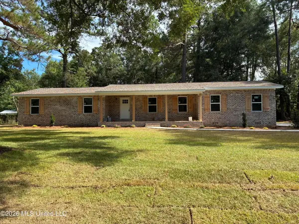 12908 Dixie Hill Drive, Moss Point, MS 39562