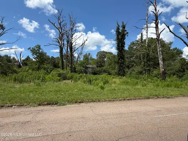 1648 W Mcdowell Road, Jackson, MS 39204