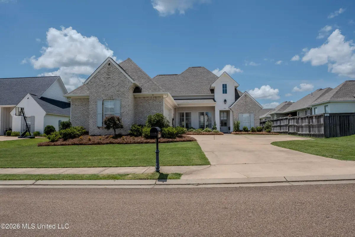 504 E Park Street, Canton, MS 39046 - #1