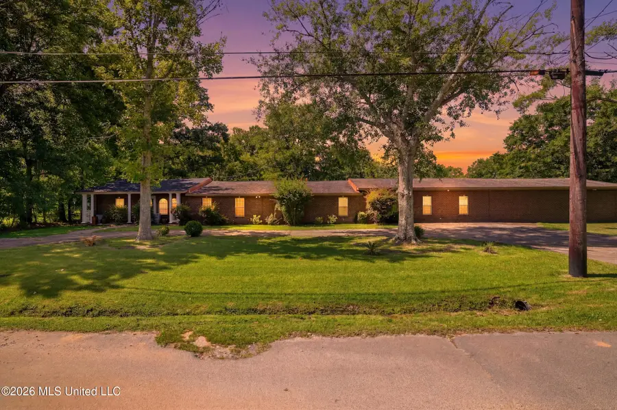 3518 Hemlock Avenue, Moss Point, MS 39563 - #2
