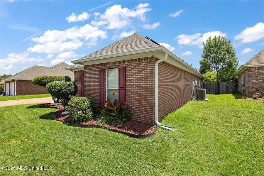 109 Navajo Circle, Clinton, MS 39056 - #2