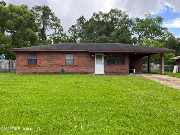 6517 Columbus Circle, Ocean Springs, MS 39564