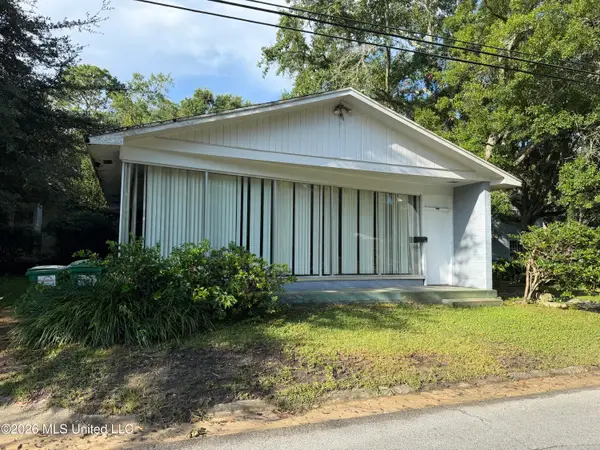 1310 Polk Avenue, Pascagoula, MS 39567