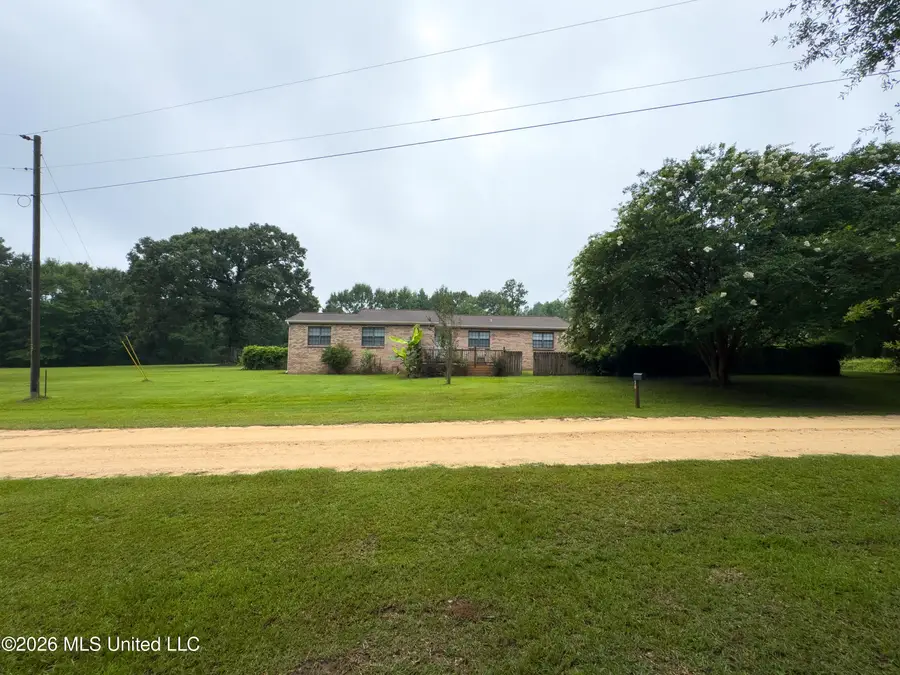 30 Lakeshore Drive, Lumberton, MS 39455 - #2