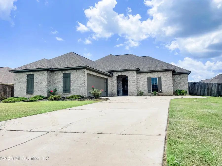 201 Chartleigh Circle, Canton, MS 39046 - #2