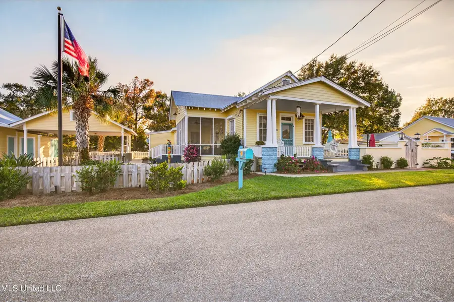 134 Keller Street, Bay Saint Louis, MS 39520 - #3