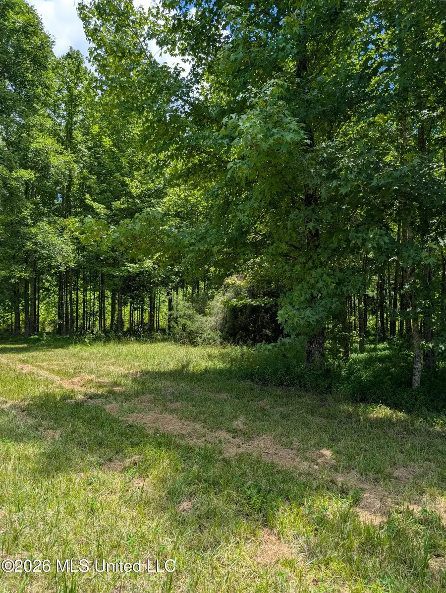 109 W Caldwell Road, Booneville, MS 38829 - #2