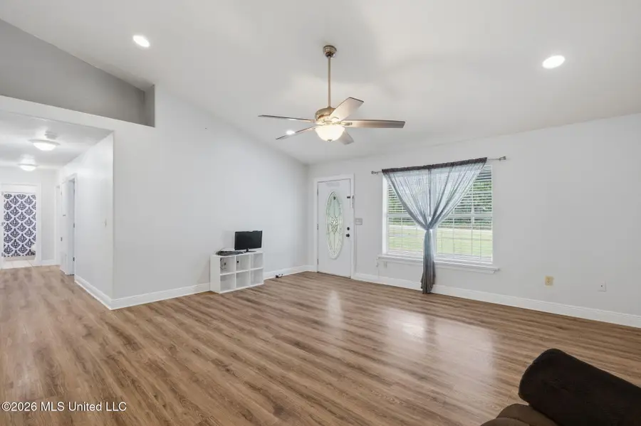 6102 Center Street, Ocean Springs, MS 39564 - #2