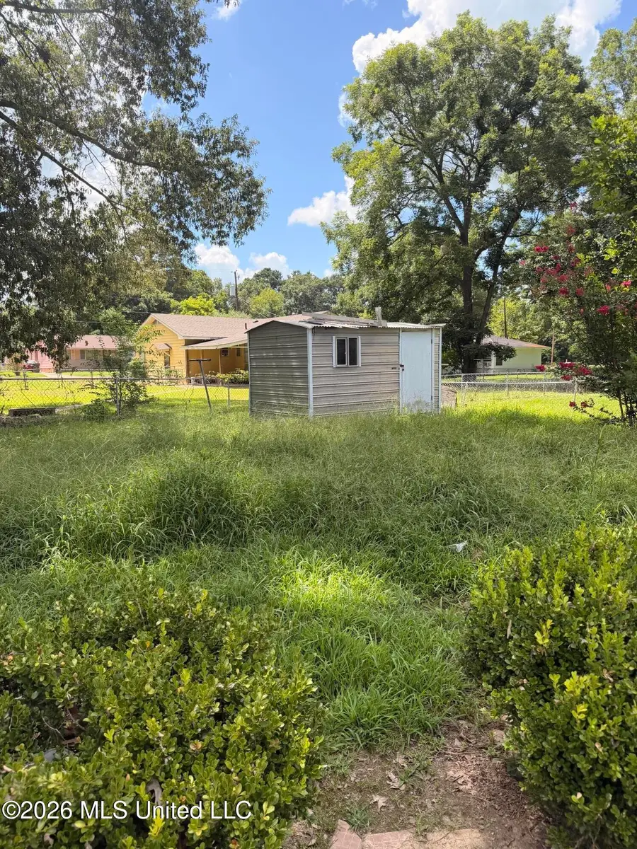 517 N Canal Street, Canton, MS 39046 - #2