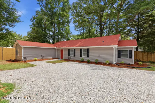 1392 Old Lake Road, Brandon, MS 39042