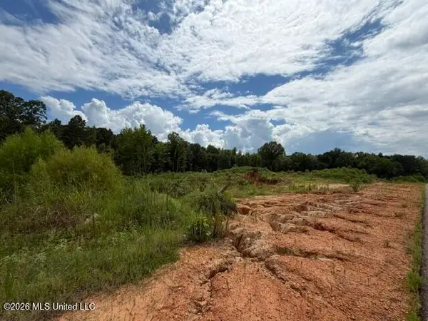 8 Taylor Nicole Road, Byhalia, MS 38611