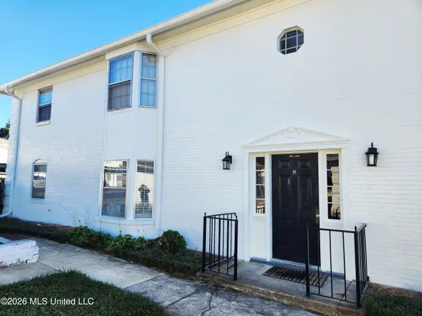 5025 Wayneland Drive, Jackson, MS 39211