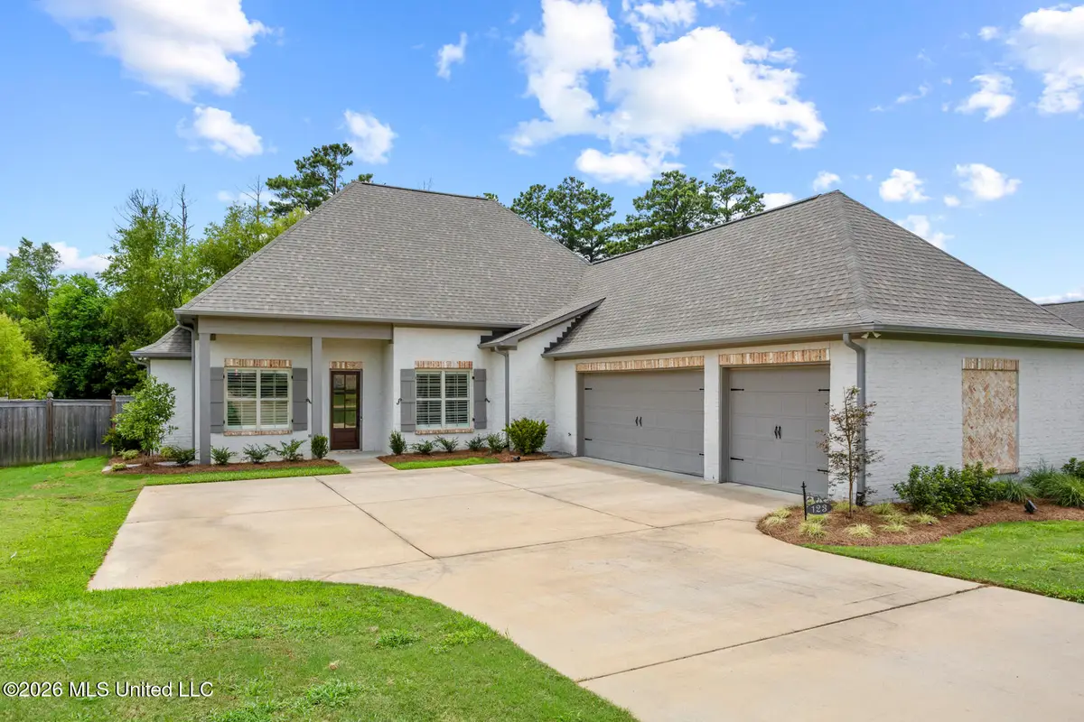 123 Freeland Lane, Clinton, MS 39056 - #1