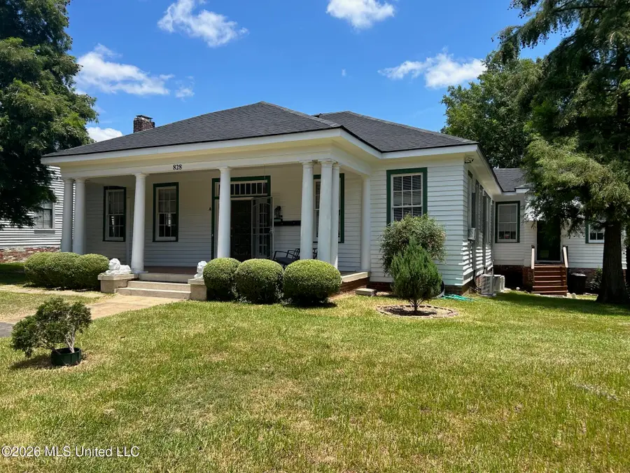 828 N Jefferson Street, Jackson, MS 39202 - #2