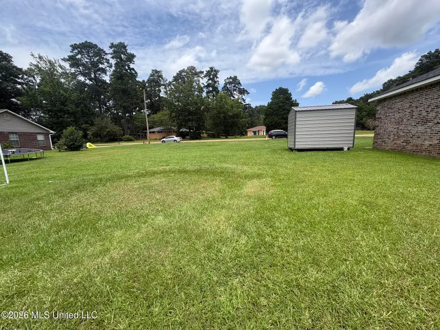 109 Mississippi Street, Brookhaven, MS 39601 - #2