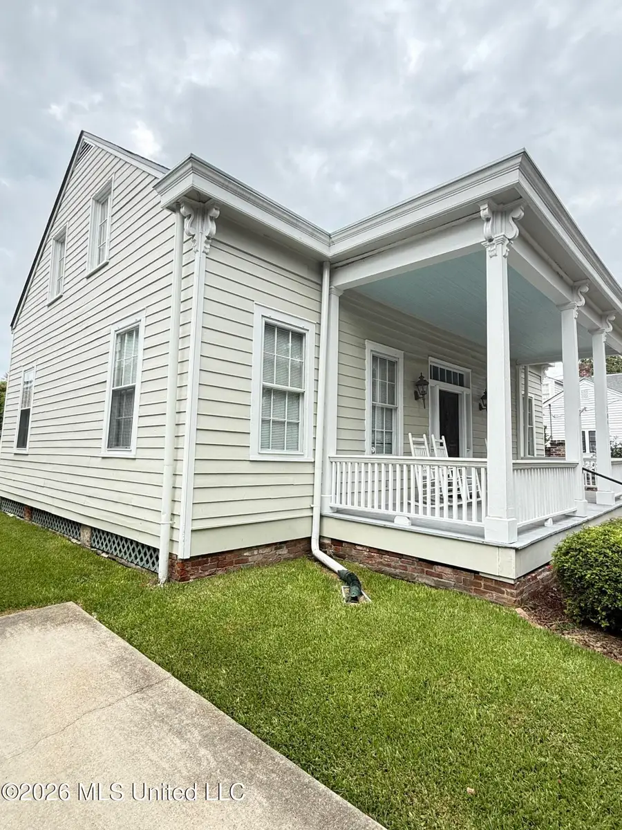 304 S Rankin Street, Natchez, MS 39120 - #3