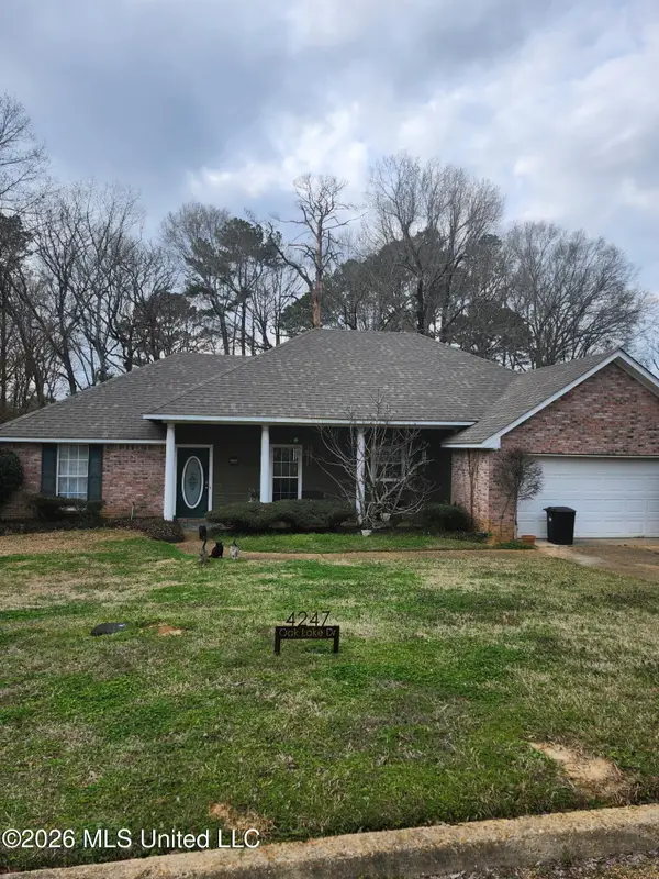 4247 Oak Lake Drive, Jackson, MS 39212