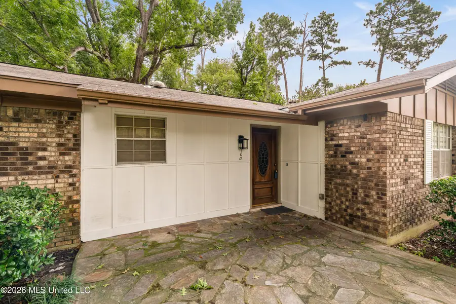 100 Virginia Drive, Hattiesburg, MS 39401 - #3