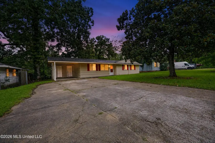133 Queen Victoria Lane, Jackson, MS 39209 - #2
