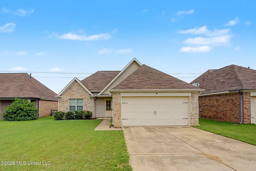 3912 Shae Pierce Drive, Southaven, MS 38671 - #3
