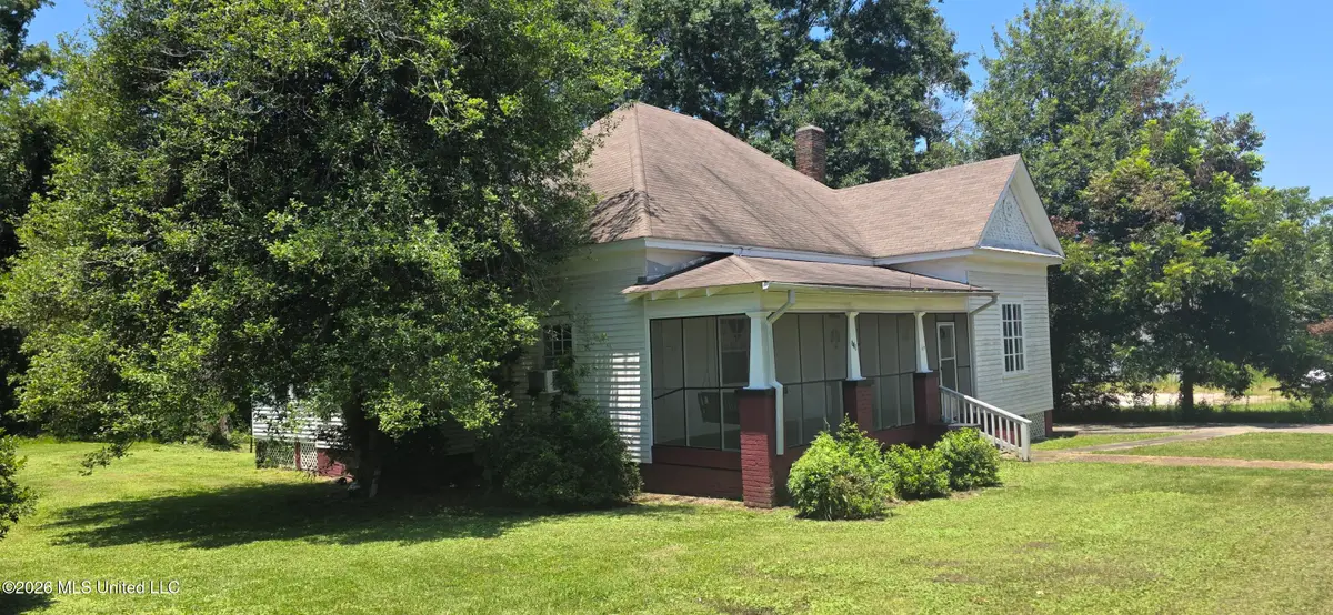 425 Cameron Street, McComb, MS 39648 - #1