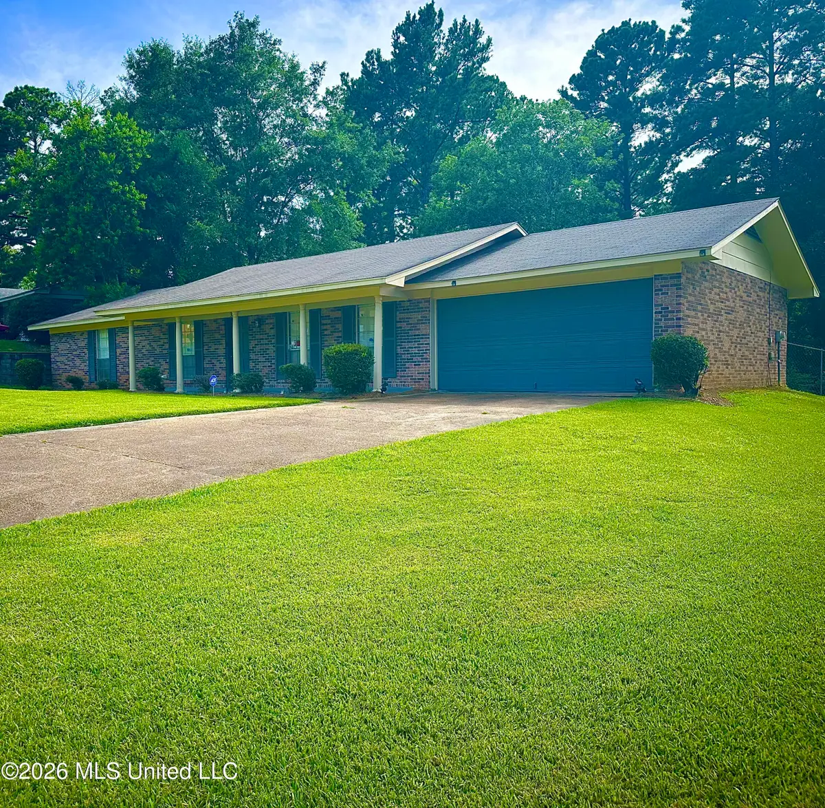 321 Sharon Hills Drive, Jackson, MS 39212 - #1