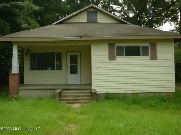 320 N Locust Street, McComb, MS 39648