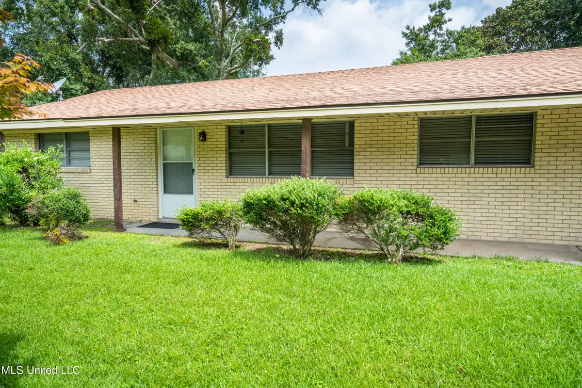 2528 Meadow Road, Biloxi, MS 39531 - #1