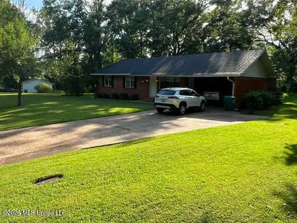 1510 W Govan Street, Grenada, MS 38901
