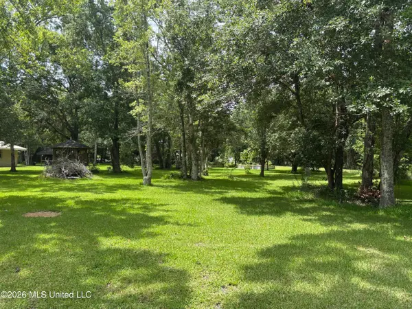 Saint Charles Street, Bay Saint Louis, MS 39520