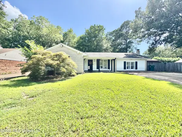 8201 Canterbury Drive, Southaven, MS 38671