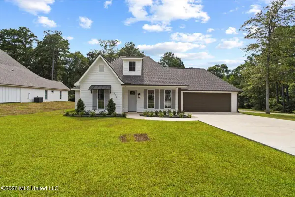 216 E Mccormick Drive, Richton, MS 39476