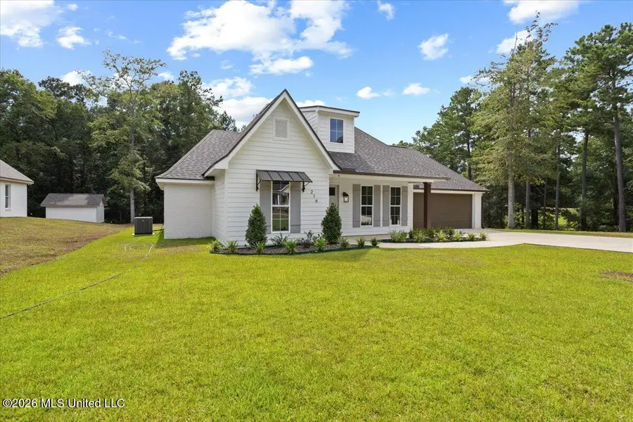 216 E Mccormick Drive, Richton, MS 39476 - #2