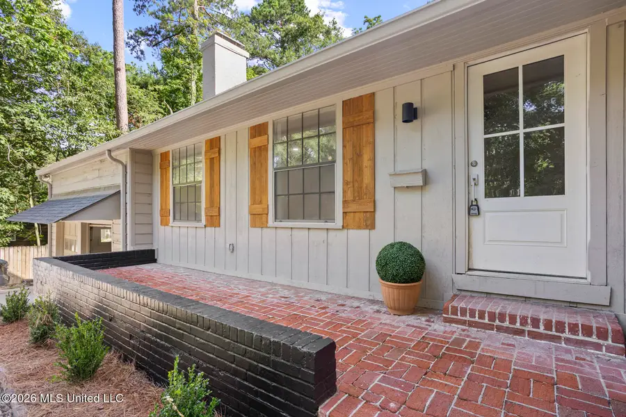 1112 Meadowbrook Road, Jackson, MS 39206 - #3