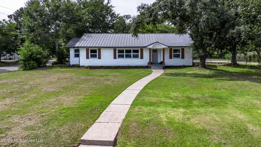 200 E Second Street, Long Beach, MS 39560 - #2