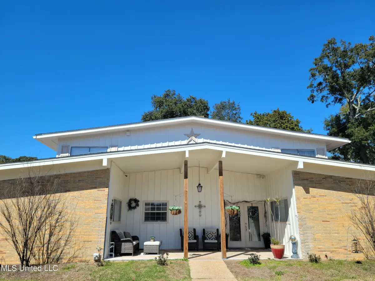 303 Pinewood Circle, Gulfport, MS 39507 - #1
