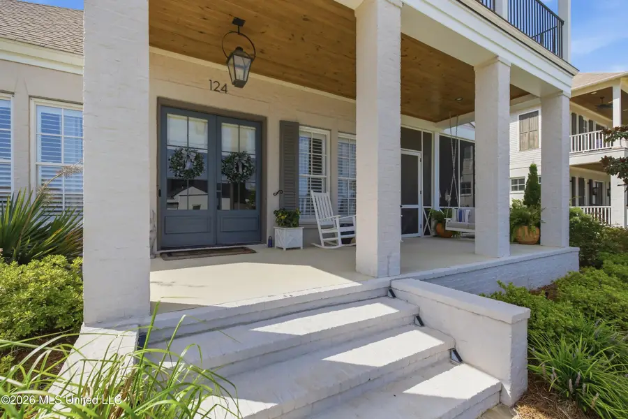 124 N Natchez Drive, Madison, MS 39110 - #3