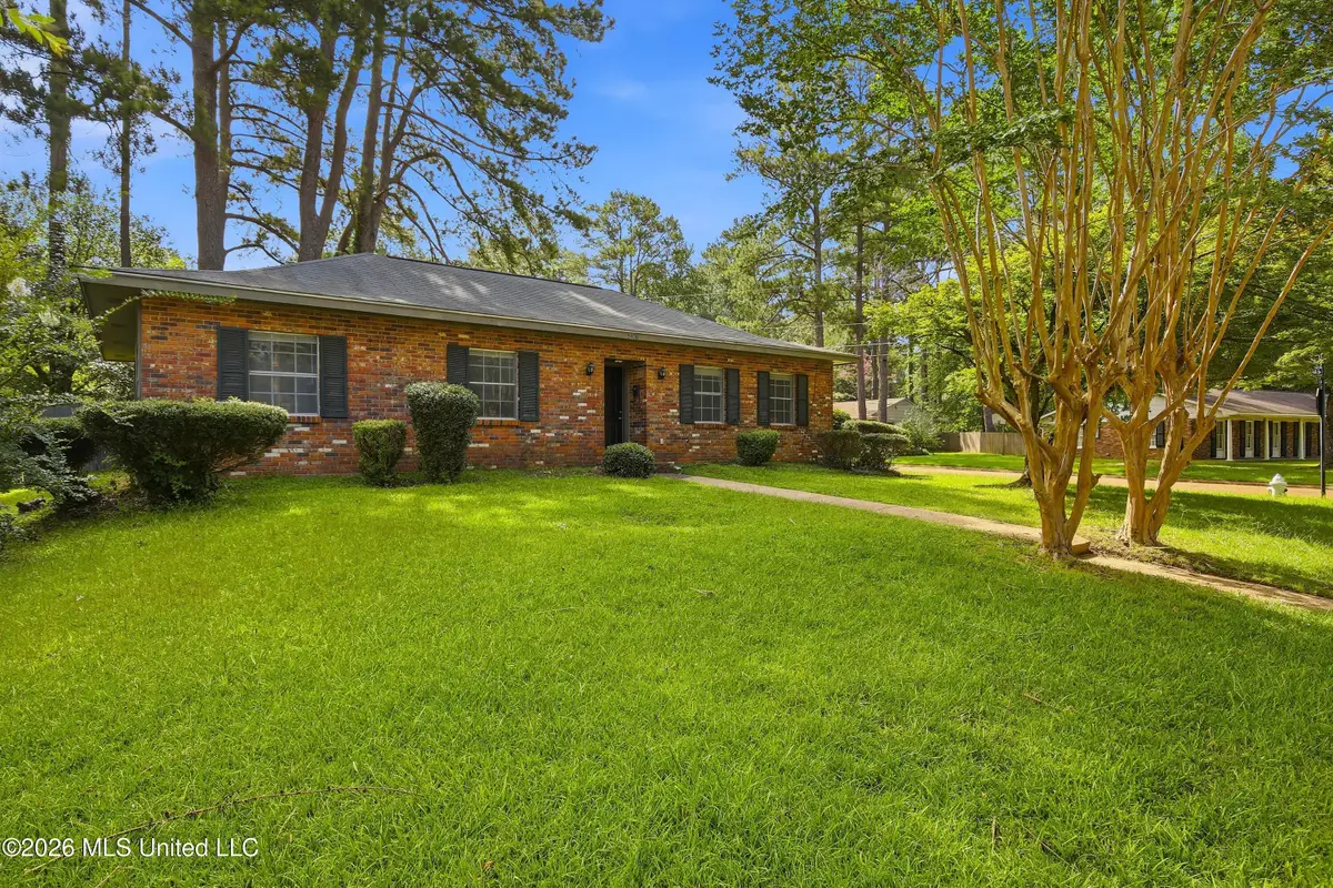 5406 Suffolk Drive, Jackson, MS 39211 - #1