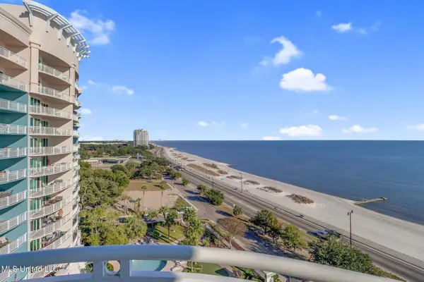 2228 Beach Drive, Gulfport, MS 39507